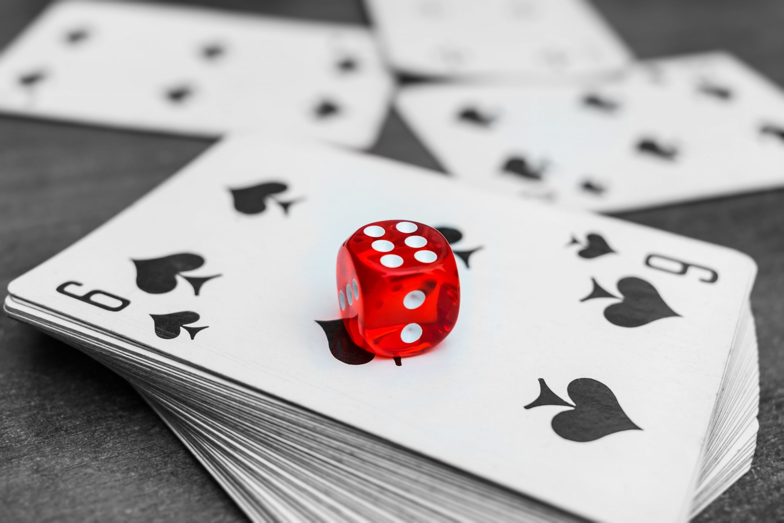 Different Card Games in Online Casino